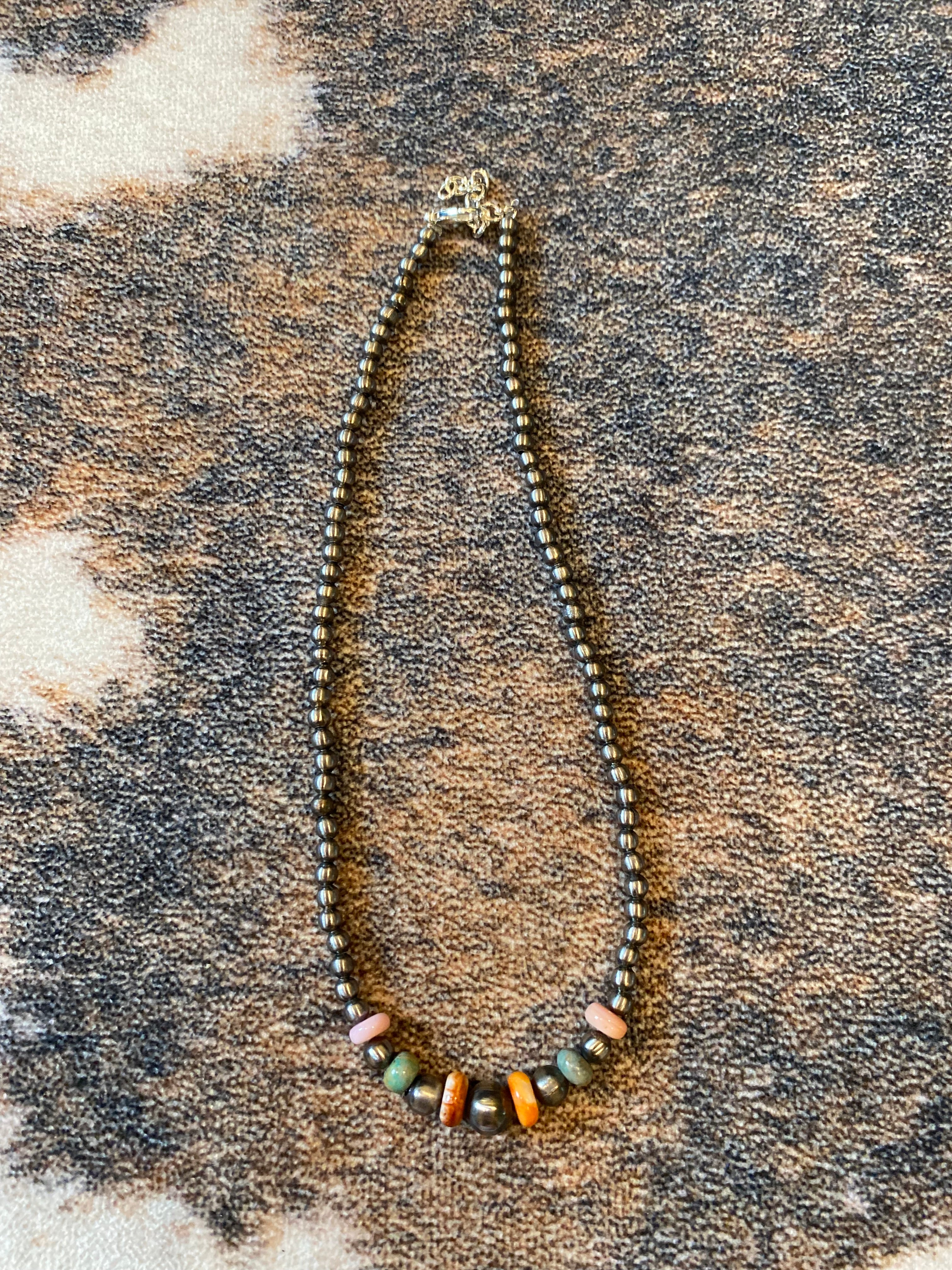The “Faye” necklace